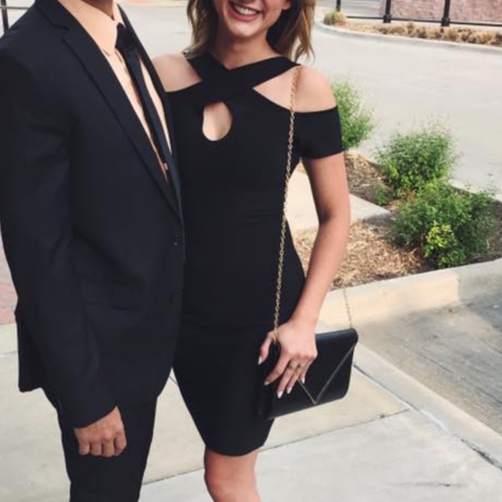 BGBG max azaria body con dress